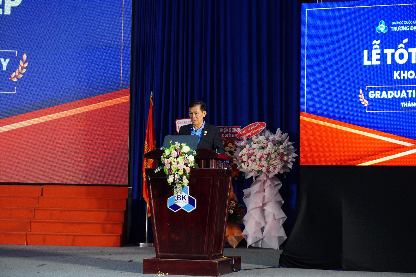 E:\VICE-DEAN\HỌC KỲ 2 2024-2025\Lễ tốt nghiệp t4-2025\DSC09820.JPG