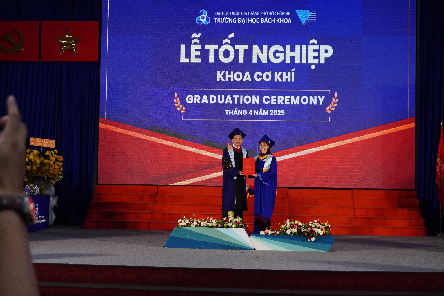 E:\VICE-DEAN\HỌC KỲ 2 2024-2025\Lễ tốt nghiệp t4-2025\DSC09862.JPG
