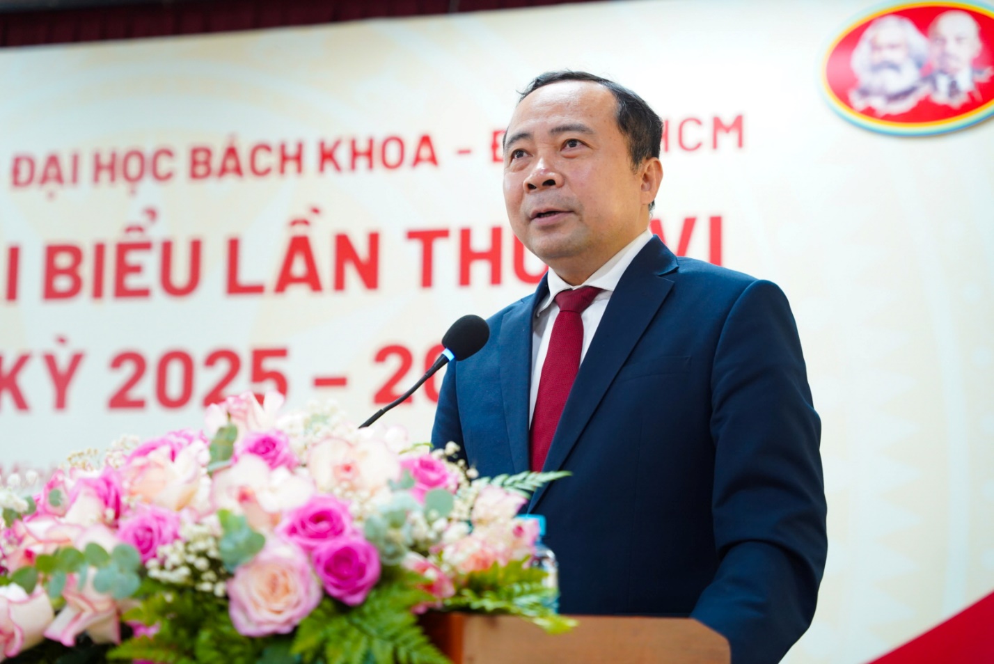 E:\Working\HK 242\Dai hoi\3.jpg