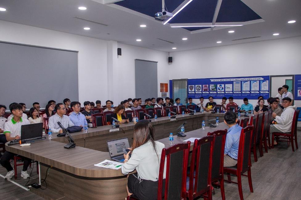 E:\Working\HK 242\Job fair 2025\11.jpg
