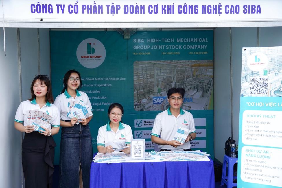 E:\Working\HK 242\Job fair 2025\24.jpg