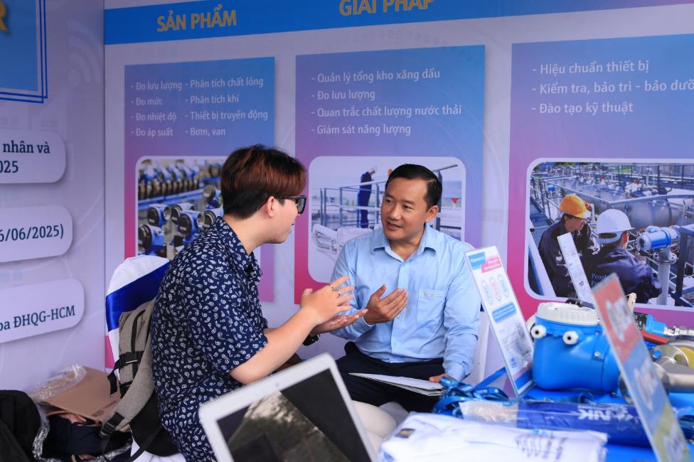 E:\Working\HK 242\Job fair 2025\26.JPG