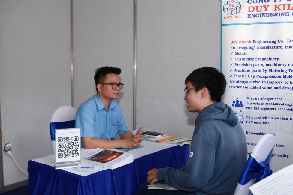 E:\Working\HK 242\Job fair 2025\27.JPG