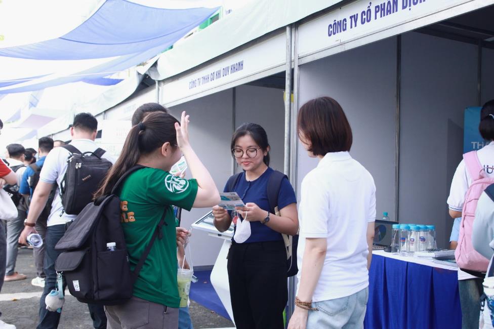 E:\Working\HK 242\Job fair 2025\29.JPG