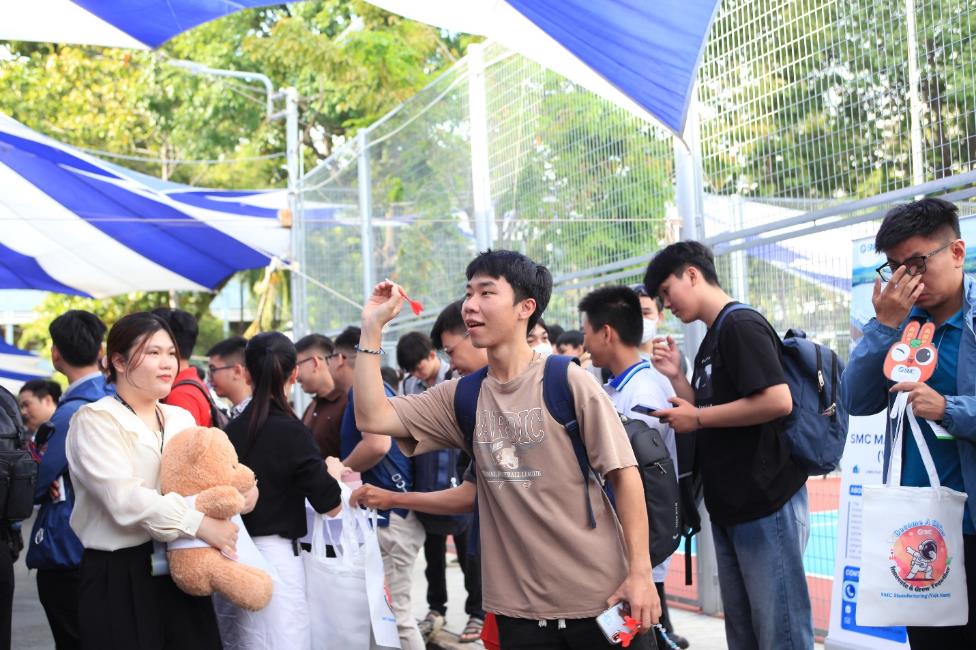 E:\Working\HK 242\Job fair 2025\3.JPG