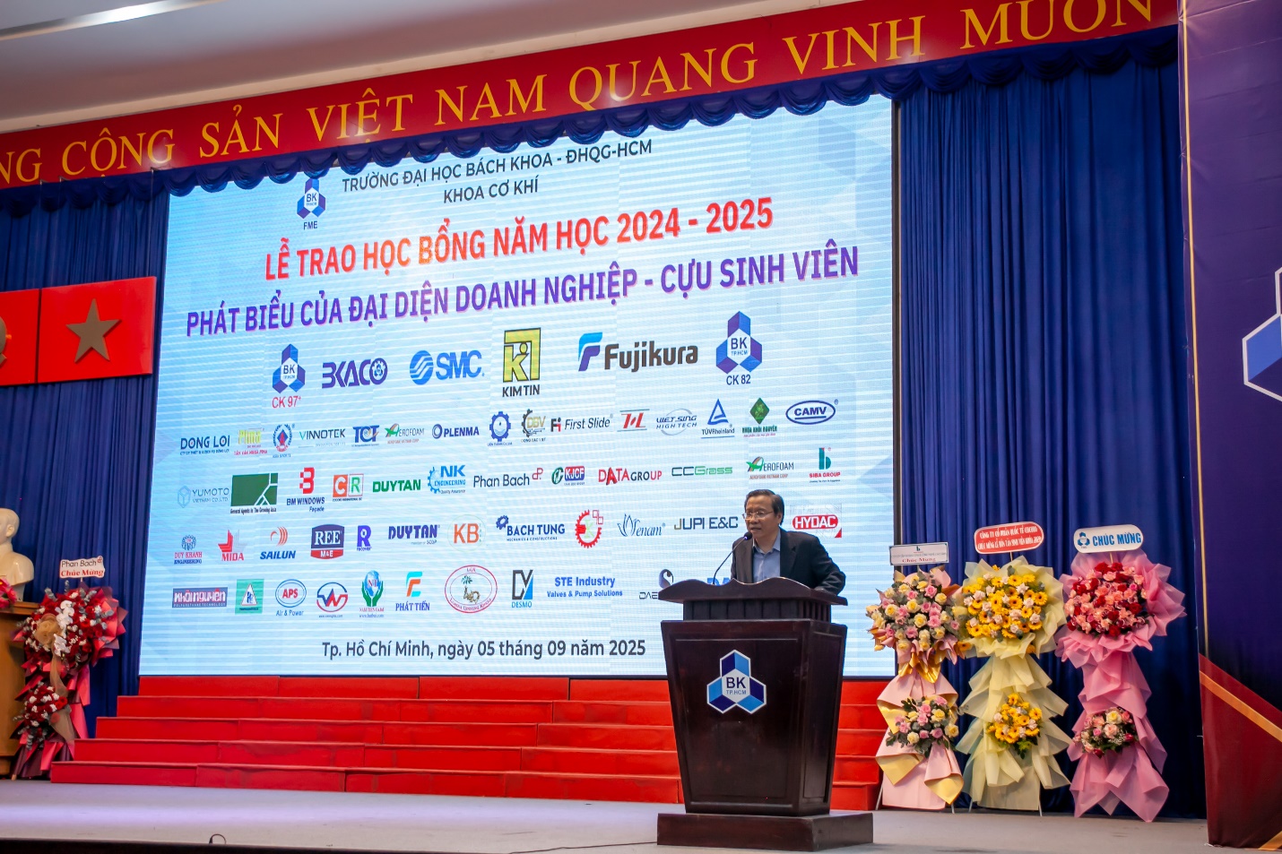 E:\Working\HK 251\Lễ trao học bổng 2025\Post website\26.1.jpg