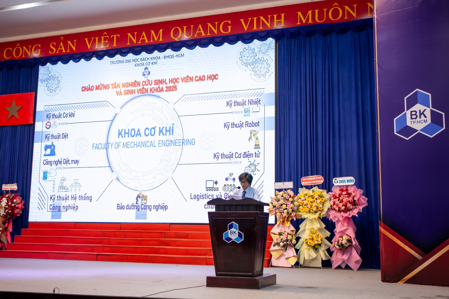 E:\Working\HK 251\Lễ trao học bổng 2025\Post website\5.jpg