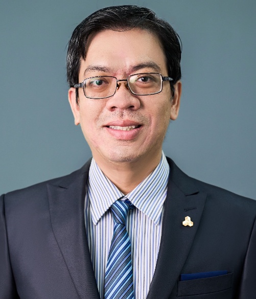 A person in a suit and tie