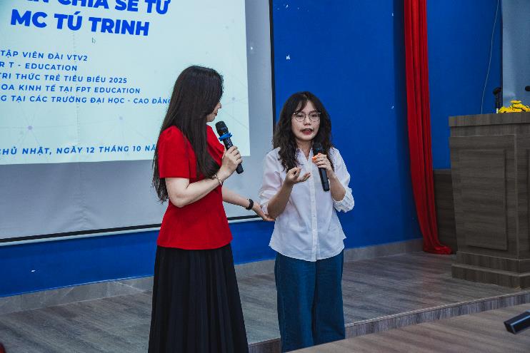 Two women standing in front of a screen

AI-generated content may be incorrect.