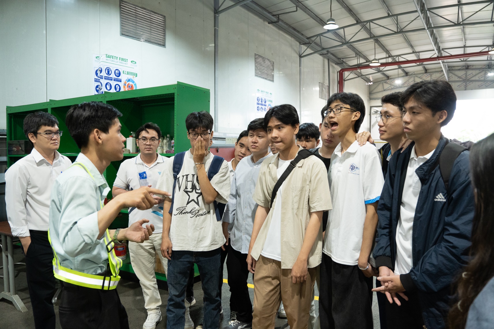 H:\My Drive\52_HK252\Đi thăm quan nhà máy B&A_17.01.2026\Hình Đăng Bài B&A\Hình 14.jpg